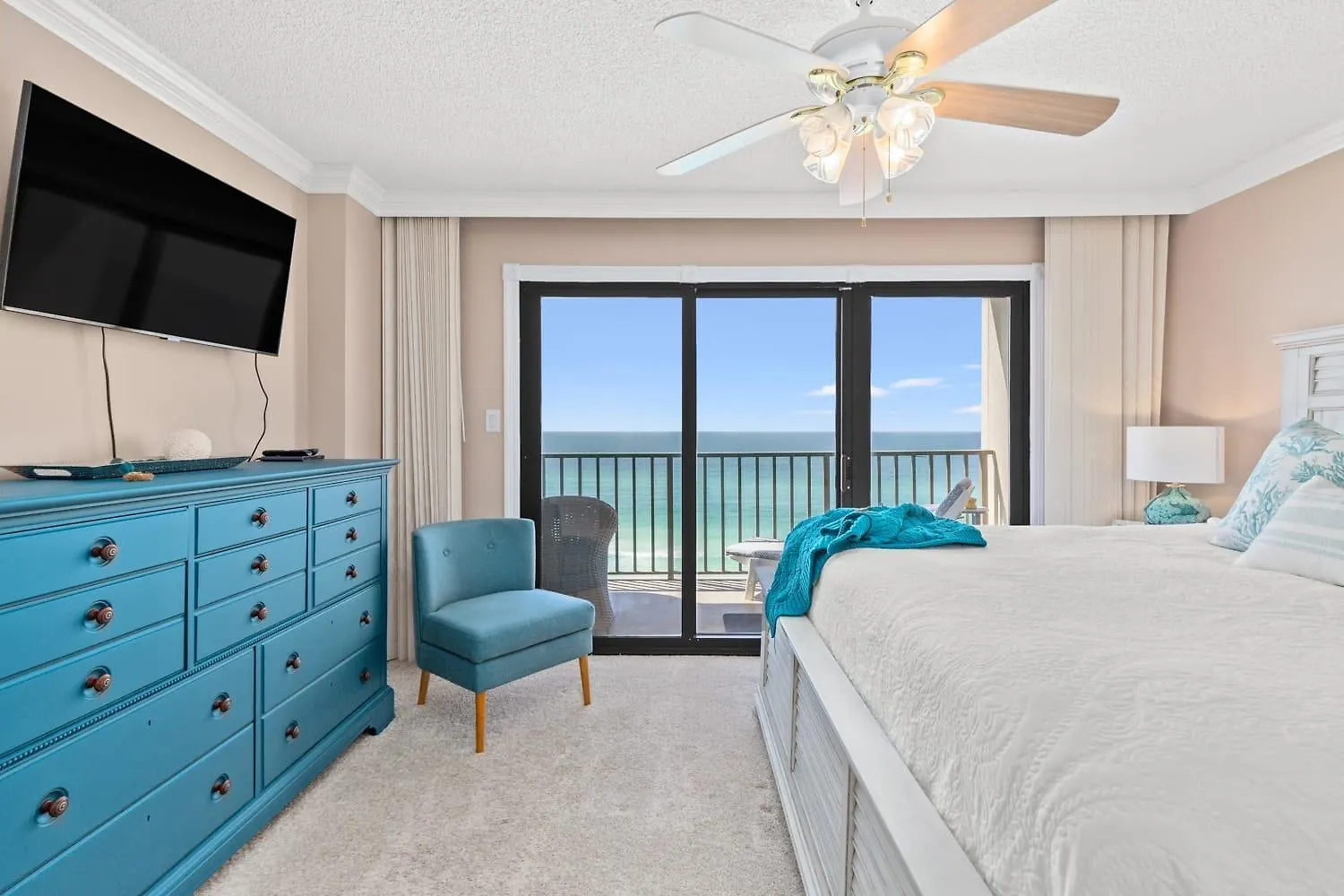 Beachfront Breeze By Avantstay Beachfront Condo Panama City Beach 0*,
